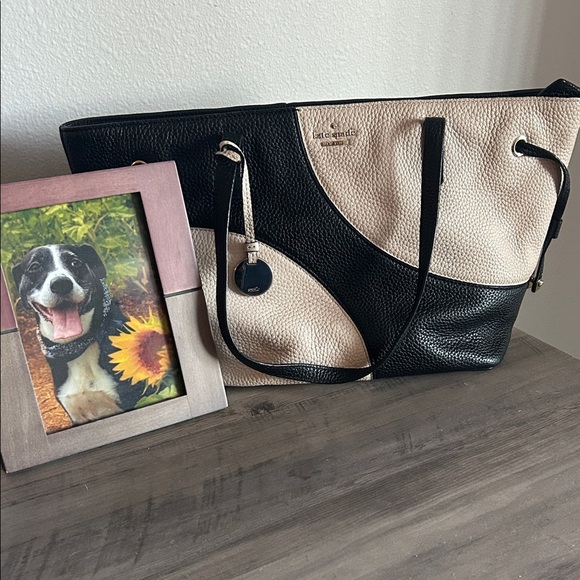 kate spade Handbags - Kate Spade Black and Cream Tote